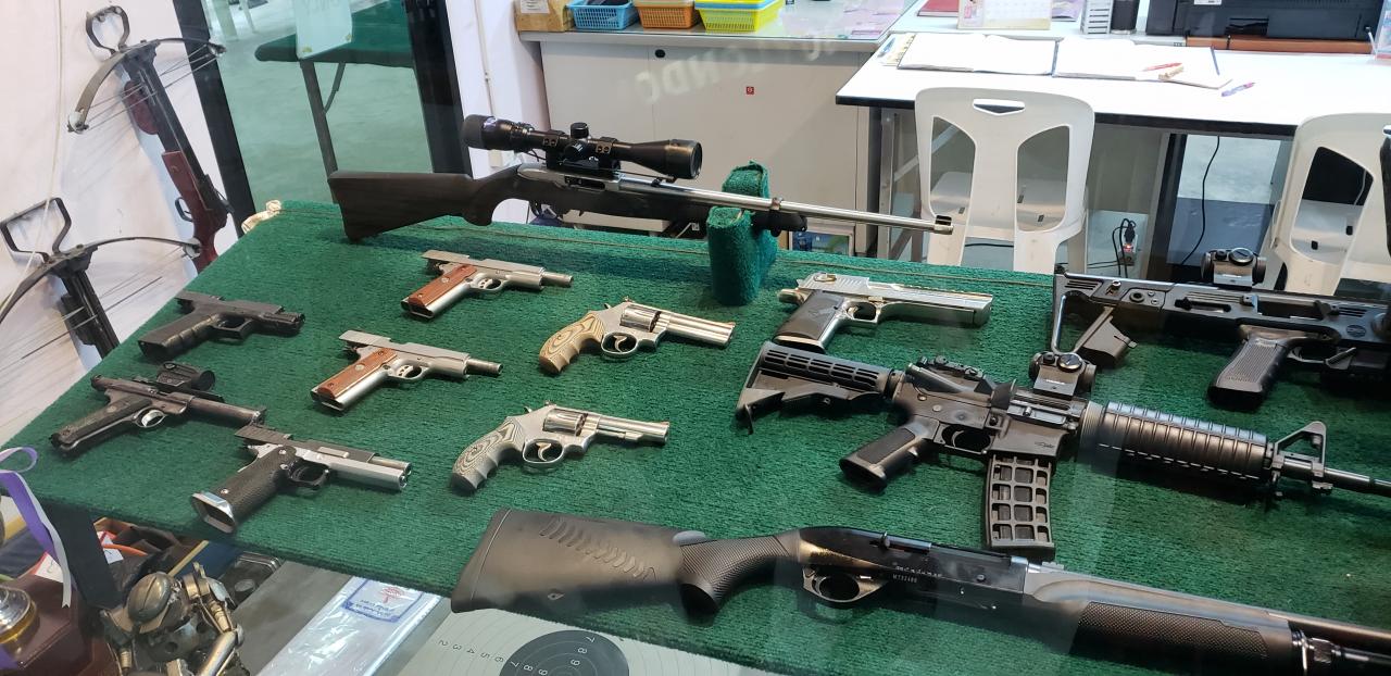 《泰国甲米府自由行-第二天-实弹射击》
