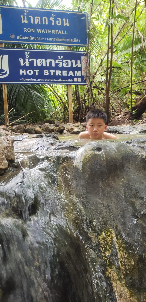 《泰国甲米府自由行-第四天-翡翠池、温泉、皮划艇》